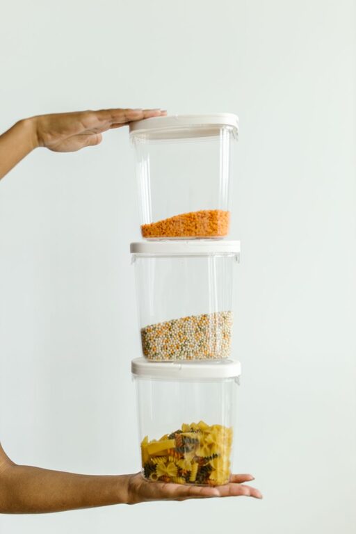 Come pianificare i pasti usando solo gli alimenti della dispensa